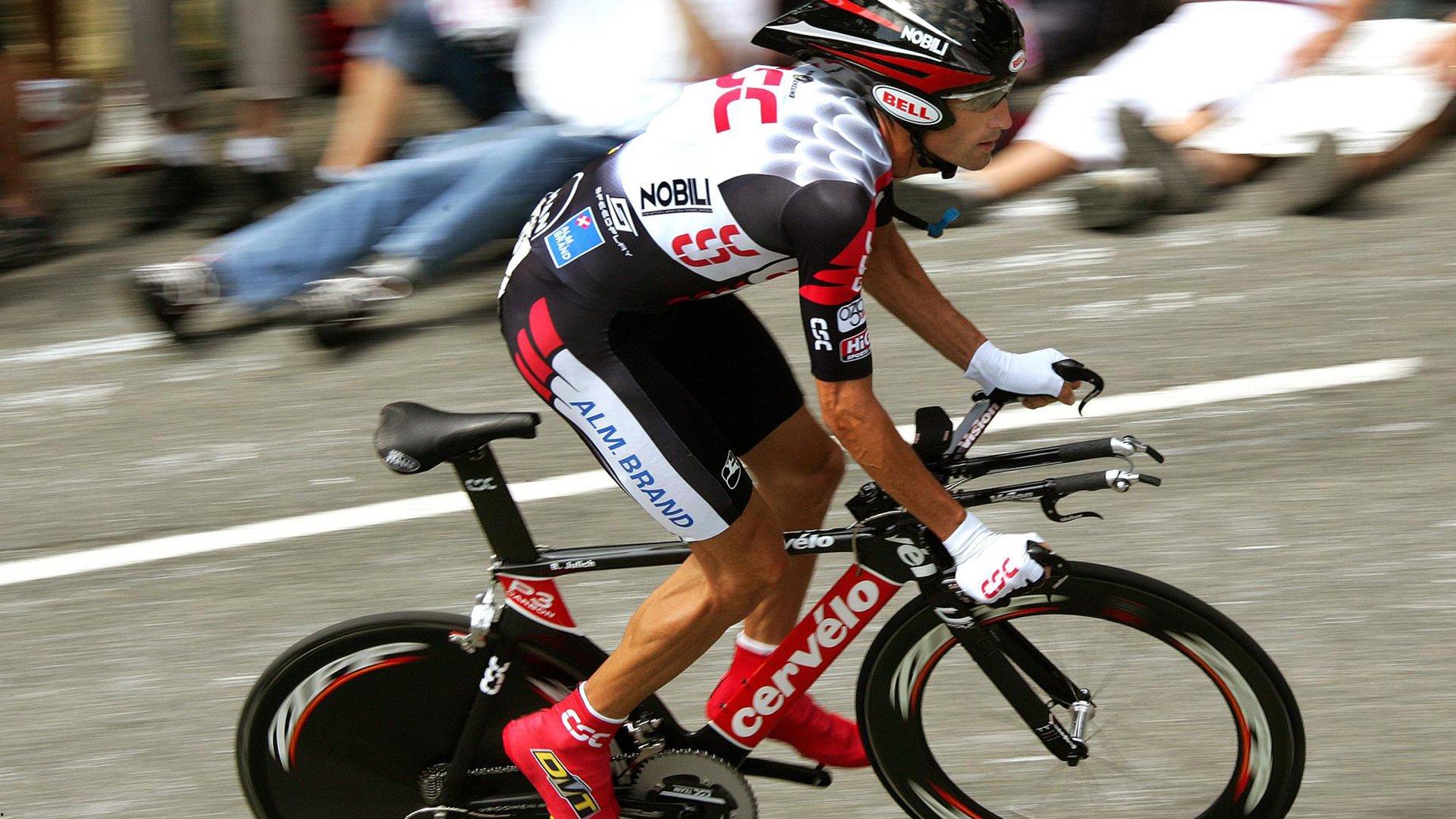 巴黎奥运会倒计时,全球健儿备战冲刺,中国军团蓄势待发