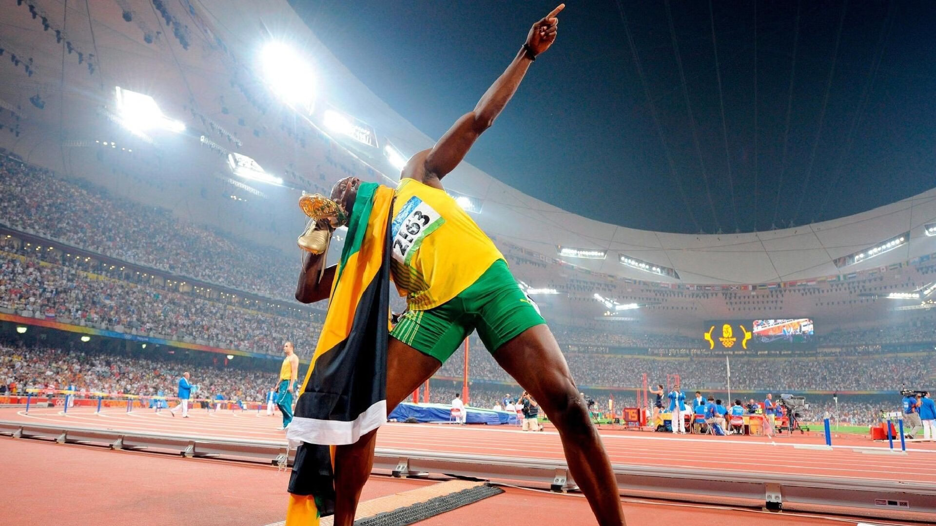 飞跃巅峰，扣篮大赛新星闪耀，创意与力量引爆全场